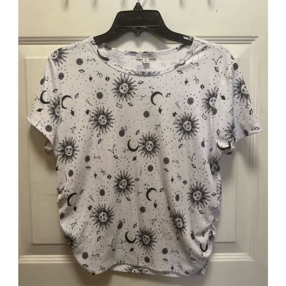 No Brand Tops - Sun and Moon side scrunch top